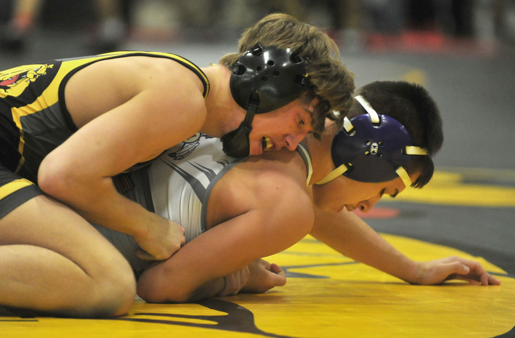 021520-qc-spt-3A-dist-wrestle-490